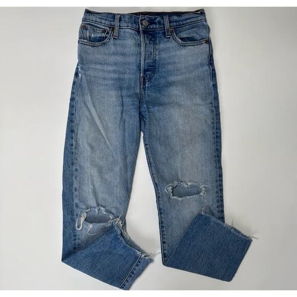 Levi's Wedgie Straight Distressed Jeans - Picture 2 of 9